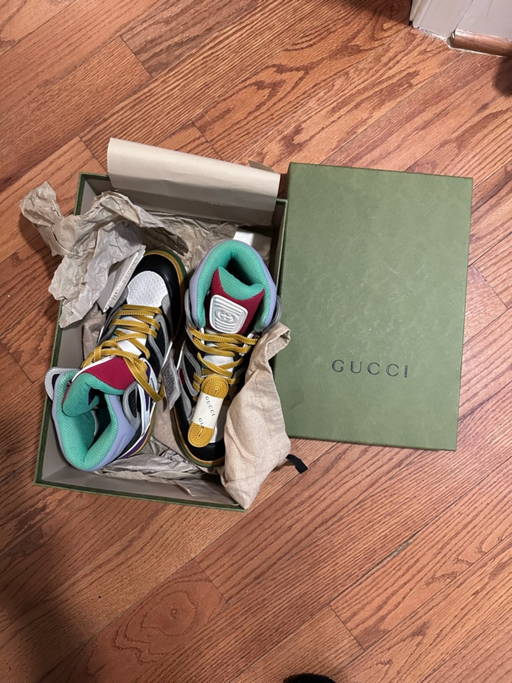 Gucci Basket high-top sneakers in the Multicolor "Black Demetra" colorway. - Picture 3 of 10